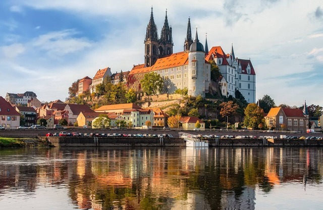 PALAIS GREEN Meissen Old Town, opposite the porcelain manufactory
