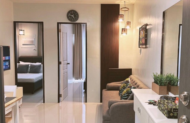 Palawan 2BR Condominium with FREE Swimming Pool, Gym & Parking - 5Kunzite