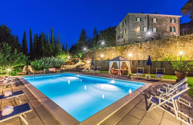Palazzo Rosadi - Luxury Villa Rental with private swimming pool in Monterchi, Tuscany