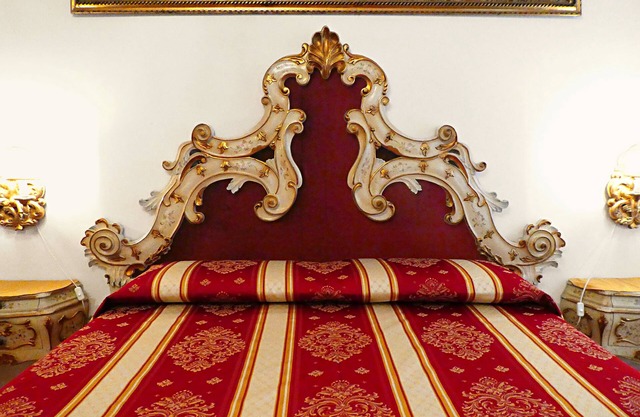 'Palazzo Rossi' Apartment 1A in the old town with balcony, FREE PARKING and WiFi