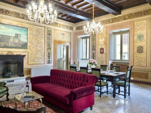 Palazzo Sapori