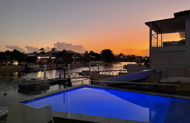 Palm Beach House on the Water