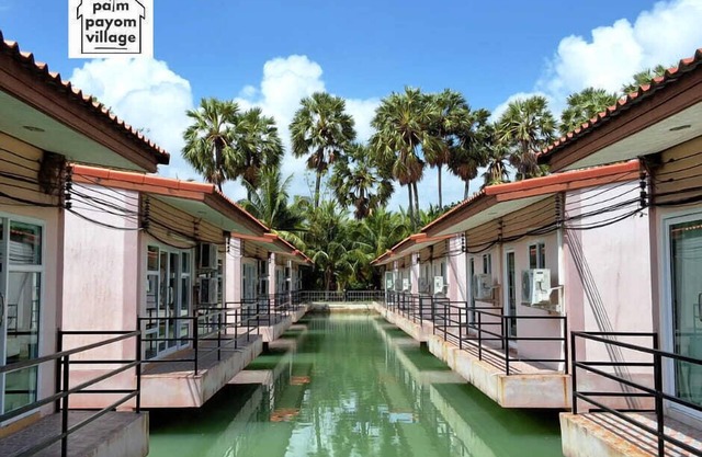 Palm Payom Village Resort