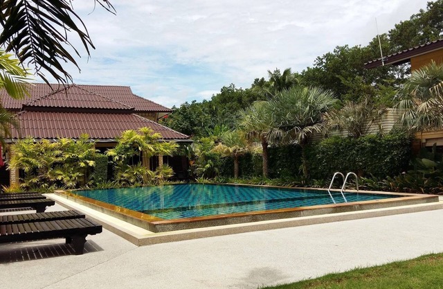 Palm Sweet Resort
