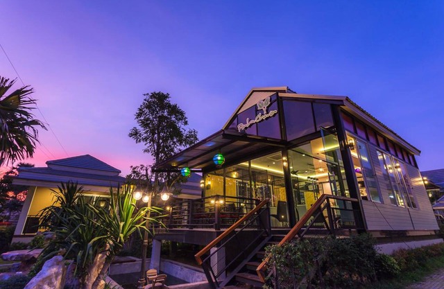 Palmchwa Resort