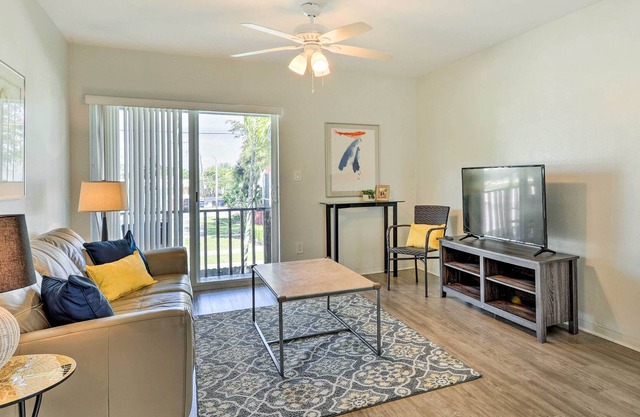 Palmetto Bay Getaway 15 Mi to Key Biscayne!