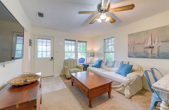 Panama City Home w/Beach Gear & 2 Bikes