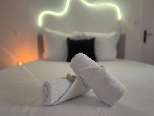 "Pandora" Studio Romantique, Baignoire,Clim, Wifi