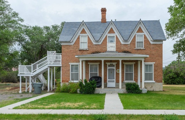 Panguitch Red Brick Homes (upper home)