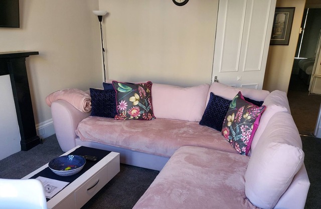 Panmure Place 3-bedroom Georgian apartment in the city centre