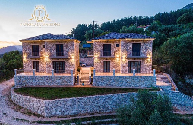 Panoraia Maisons