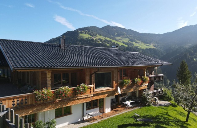 Panorama Chalet Tirol by Interhome