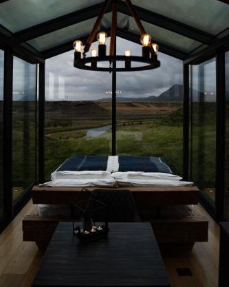Panorama Glass Lodge SOUTH
