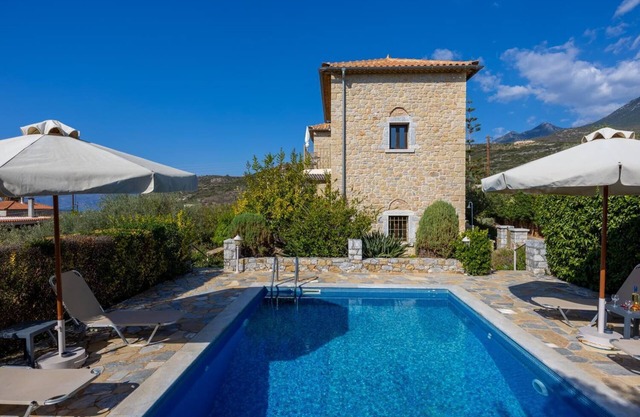 Panorama II Villas - Two Bedroom Villa, Sleeps 7