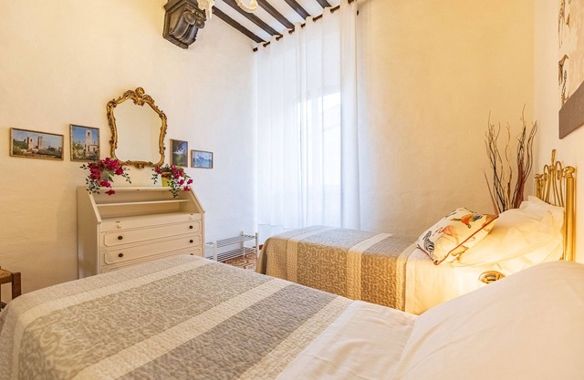 Panoramic apartment Il Borgo Antico in the city centre