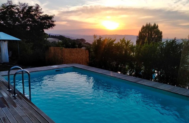 Panoramic loft with swimming pool, sea, hills, wifi, relaxation, holidays