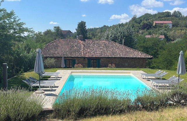 Panoramic luxury villa with large and renovated 12x6 pool