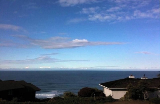 Panoramic ocean views !