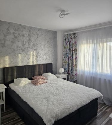 Panoramic Residence