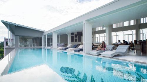 Panphuree Residence - SHA Extra Plus