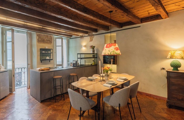 Pantero Apartment - Two Bedroom Apartment, Sleeps 6