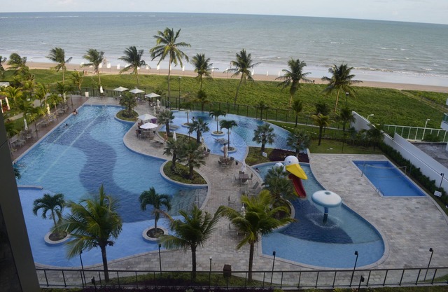 Paraíso do Atlântico Apartment, Resort standard, on the seafront of Campina beach
