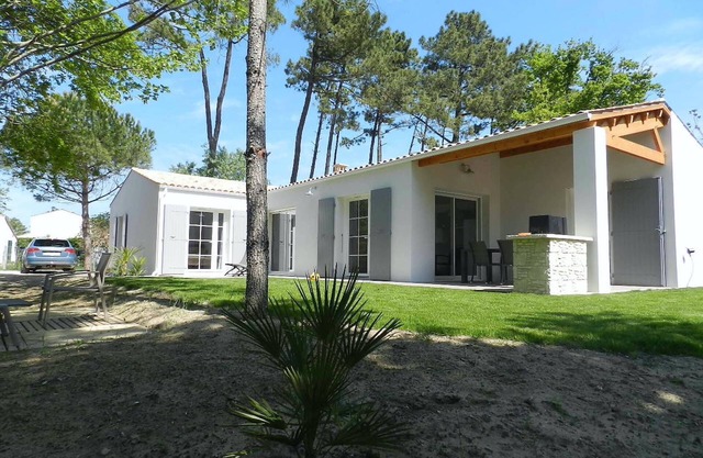 Paradiles Villa le Cygne sur Oleron very close to the fine sand beach