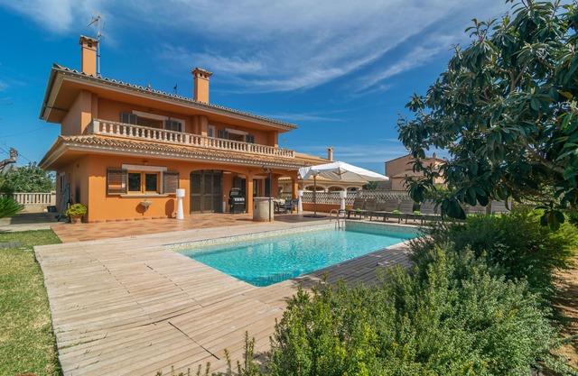 PARADISE 88 - Spectacular villa with private pool. Free WIFI.