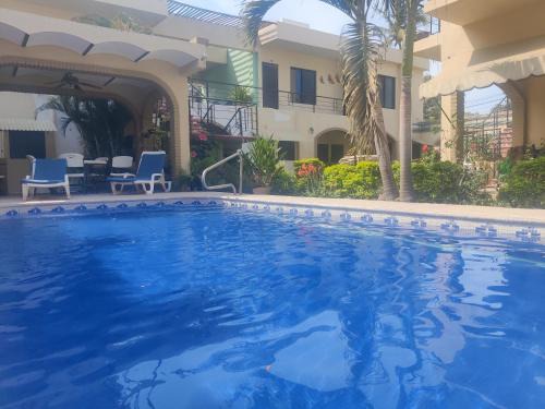 Paradise Apartments