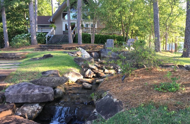 Paradise at Waterside: ON THE LAKE nLake Martin, Alabama
