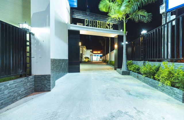 Paradise Hotel