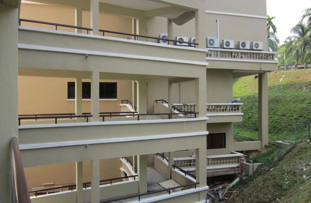 Paradise Lagoon Apartment