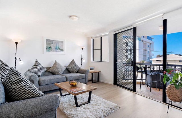 Paradise Ocean 2 Bedroom Apartment - CoastHM