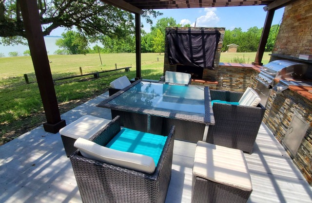 Paradise on the Lake with 2 acres of Lake Frontage and Access to the Lake