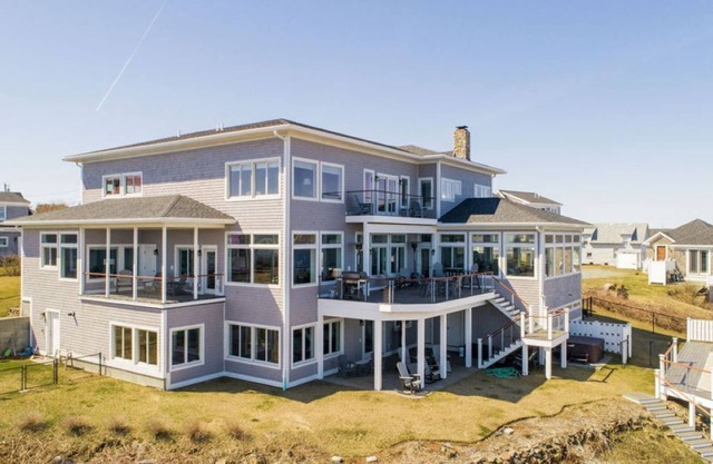 Paradise on the Rocks - York Oceanfront