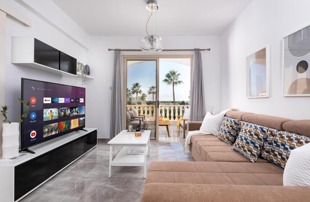 Paradise Palms, 2bed Apt W Pool