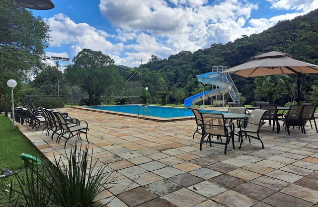 Paradise Site Barbecue Swimming pool Fish pond