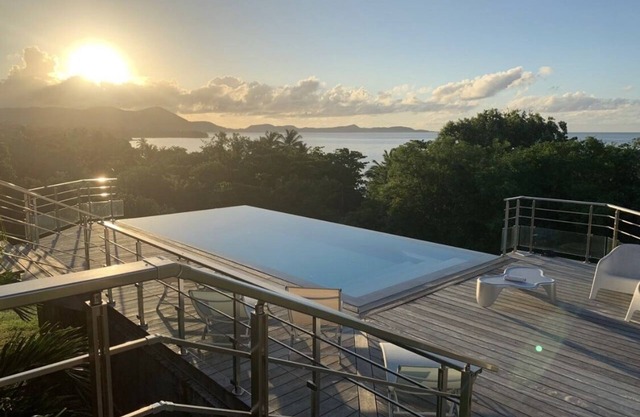 Paradise villa by the sea