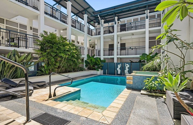Paradiso 1 Bedroom Apartment - Perfect for Solo Travelers or Couples with Easy Access to Beach