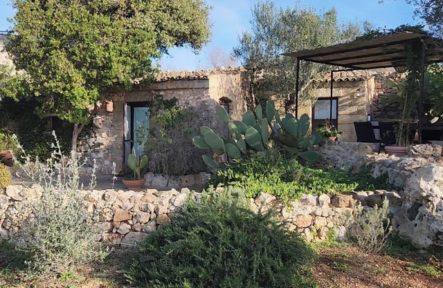 Paradiso Pajare, a traditional Salento trullo designed with modern amenities.