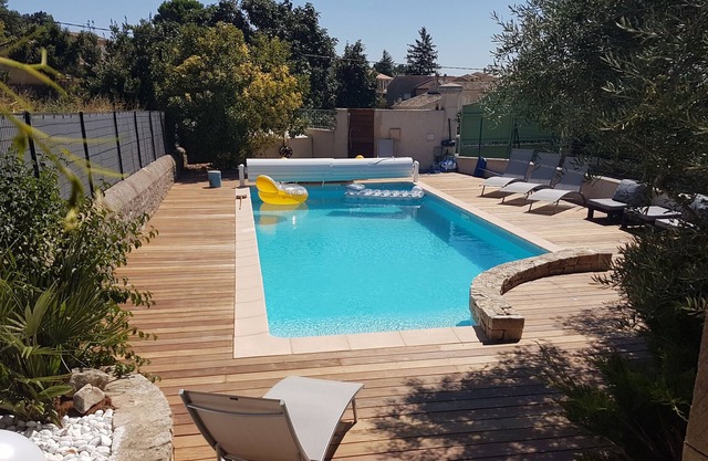 PARADIZ'HOTES whole house 12 pers with heated pool