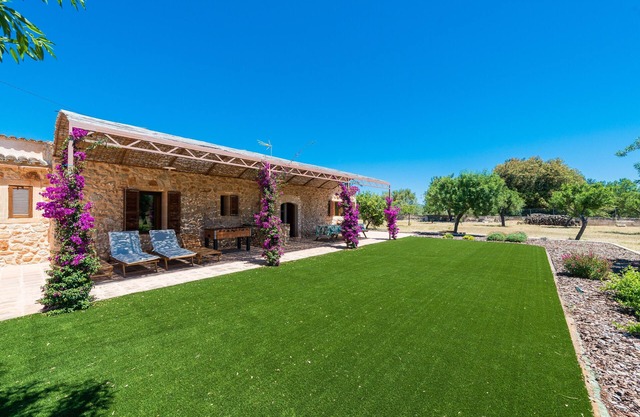 PARATGE DE SON TONIET - Apartment with private pool in Buger. Free WiFi