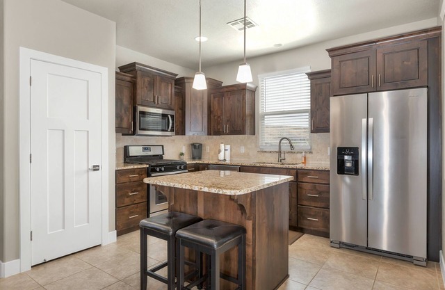 Park View Place with RV Parking!