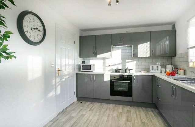 * Parking * Sleeps 6 *Fast Wi-FI