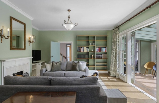 Parkside Oasis - Merivale