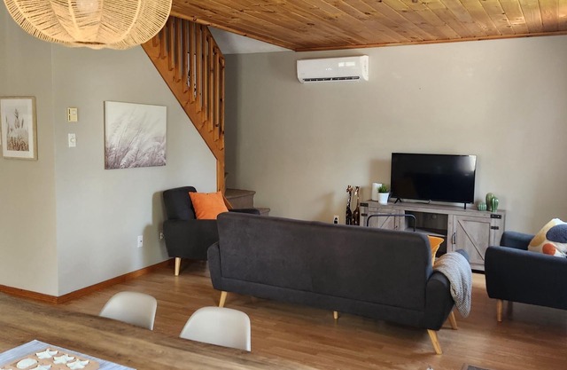 Parlee Beach house on Gary