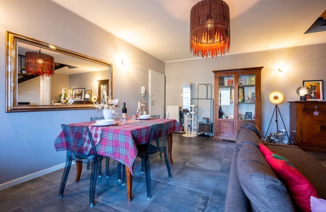 Parma Elegant Apartment