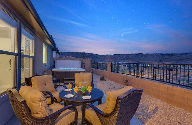 Paseos 1146| Private Hot Tub, Pickleball Court, Access to Community Pool