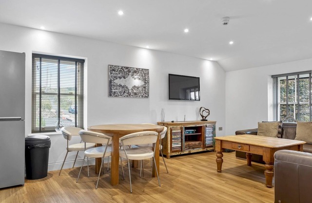 Pass the Keys | 3 bed Cottage Above Beautiful Country Pub