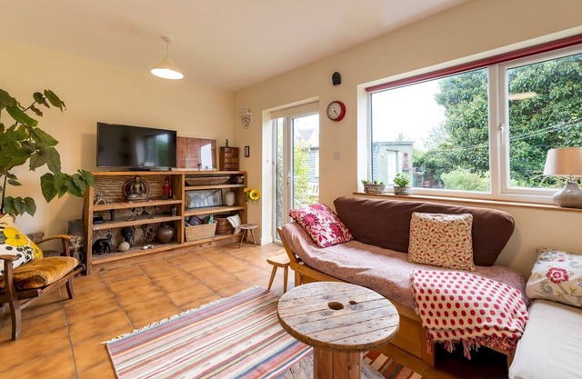 Pass the Keys | 4 Bedroom home close to town